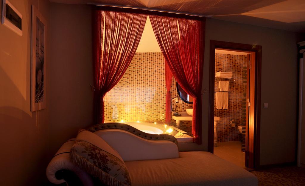 Demosan Hotel Karaman Экстерьер фото