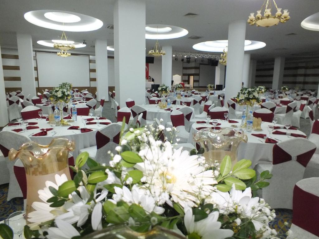 Demosan Hotel Karaman Экстерьер фото