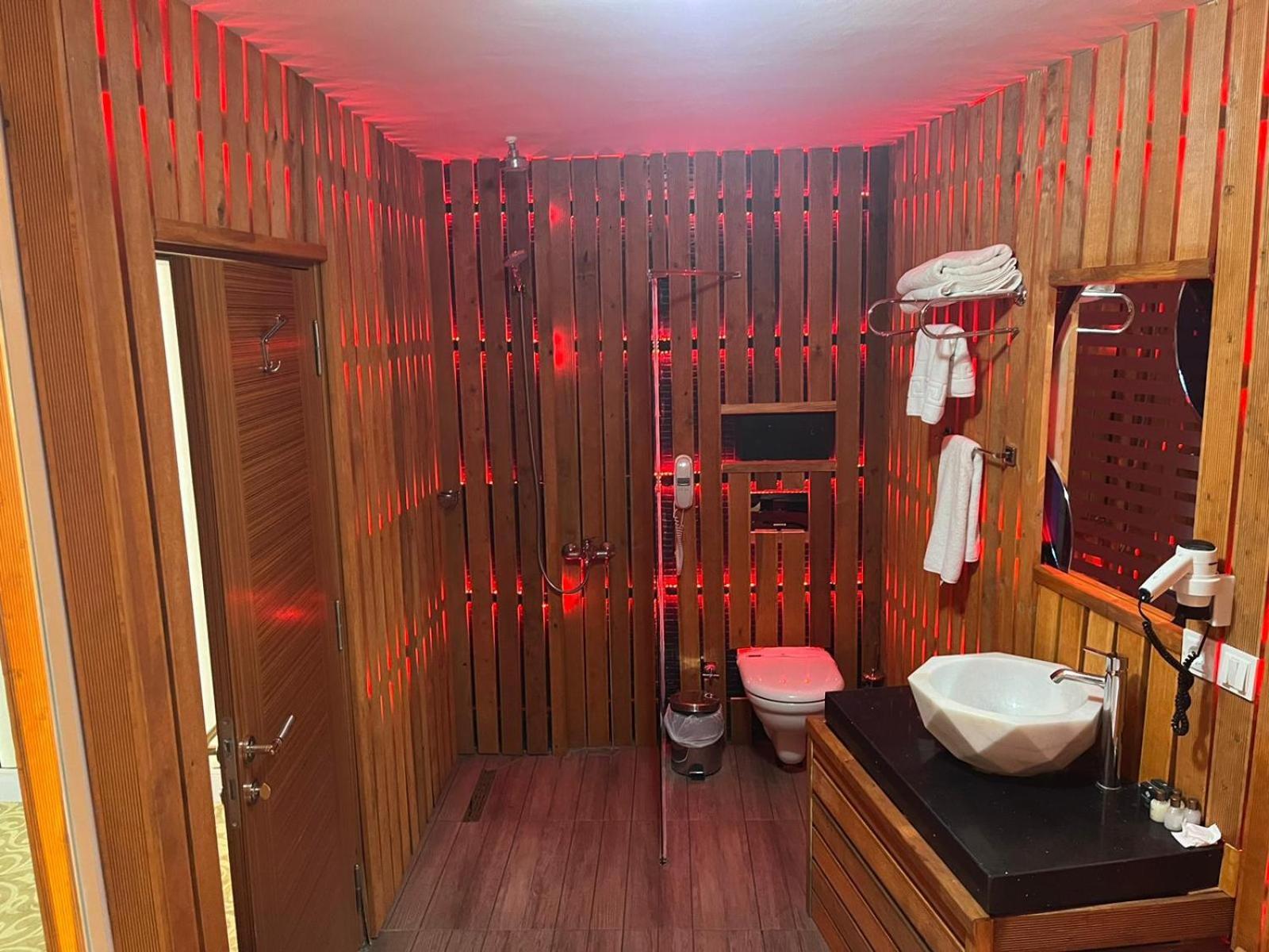 Demosan Hotel Karaman Экстерьер фото